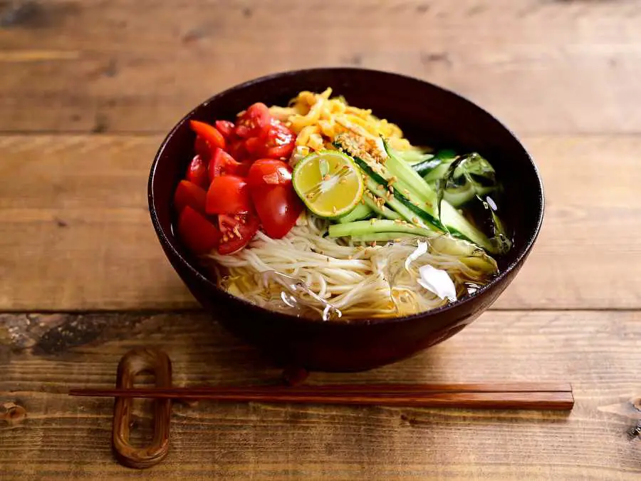 a-bowl-of-chilled-noodle