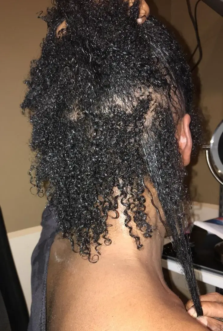 hair-loss-to-detangle-4c-hair-without-breakage