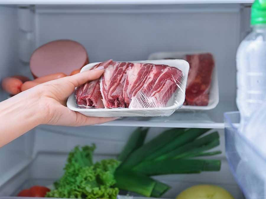freezing-completely-cooled-food
