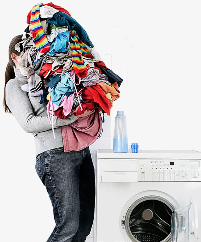 doing-laundry-daily-easy-cleaning-schedule-for-busy-mom