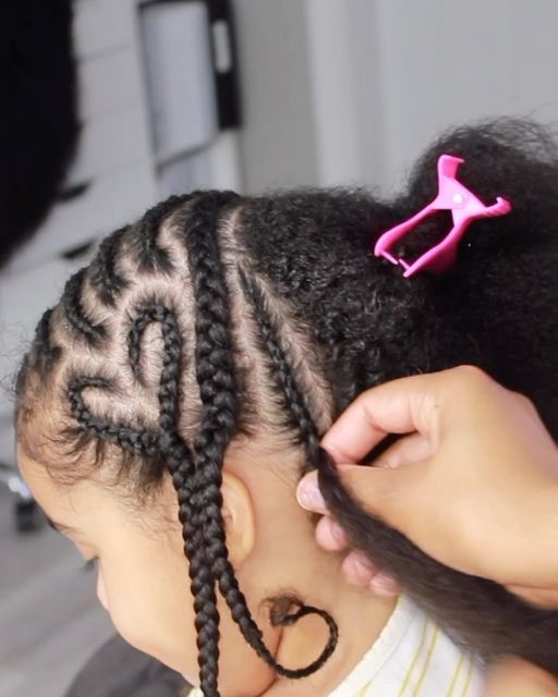 involve-the-kid-in-braiding-process
