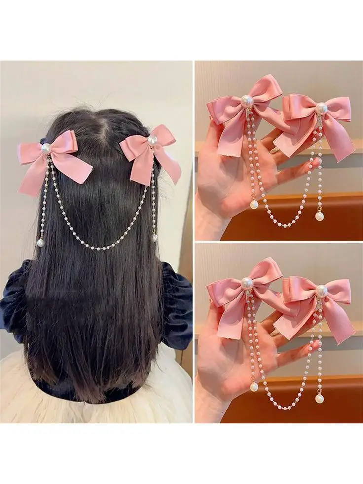 kid-picking-har-accessories