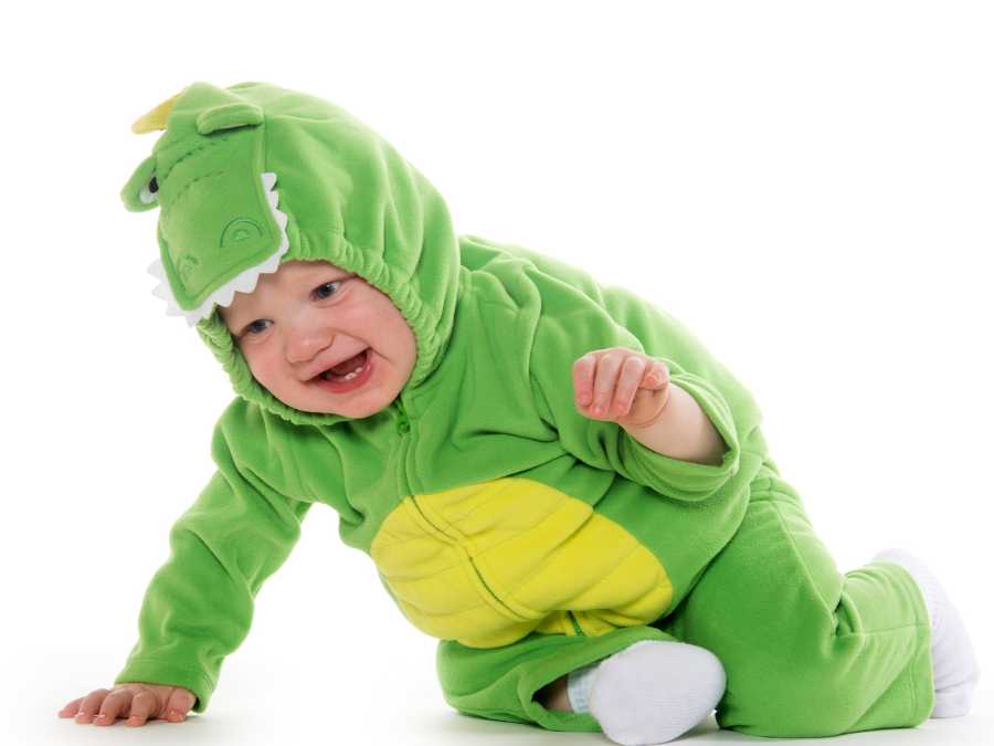 costume-that-baby-can-tolerate-to-keep-your-baby-safe-and-happy-on-halloween