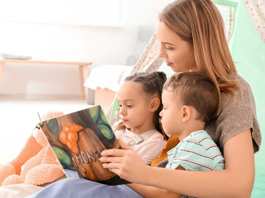 hallowwn-themed-book-baby-friendly-halloween-activities