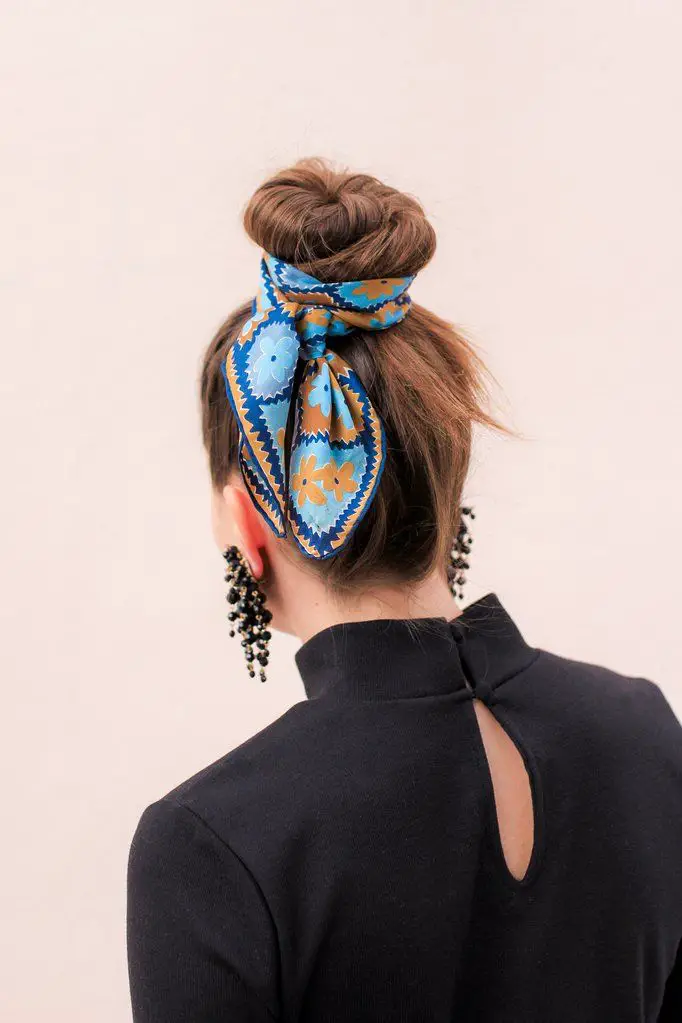 bun-hairstyle-wrap-with-scarf
