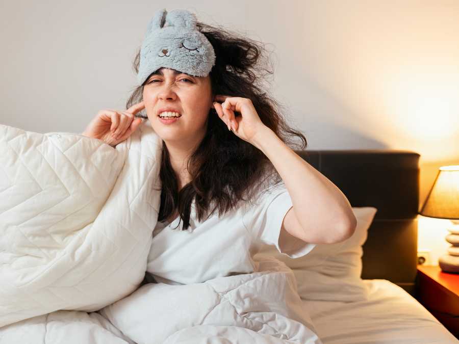 mom-having-sleep-disturbance