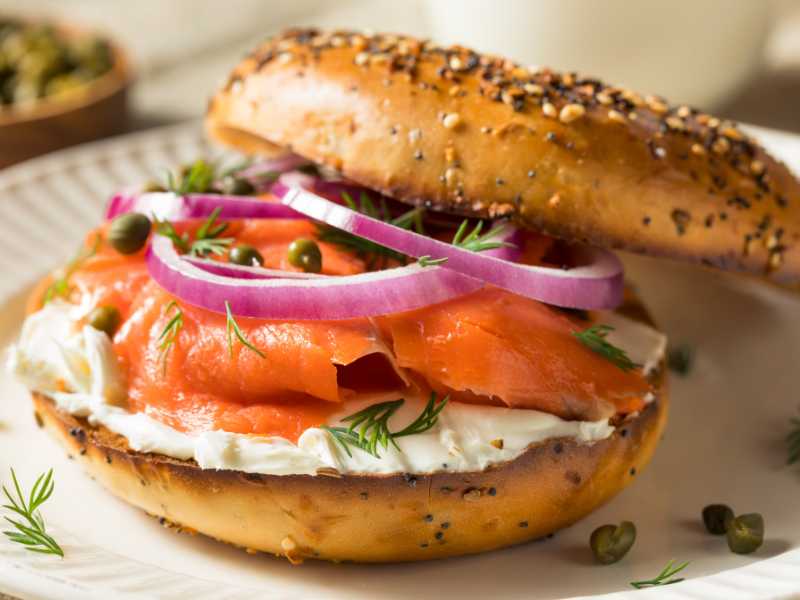 smoked-salmon-with-veggies