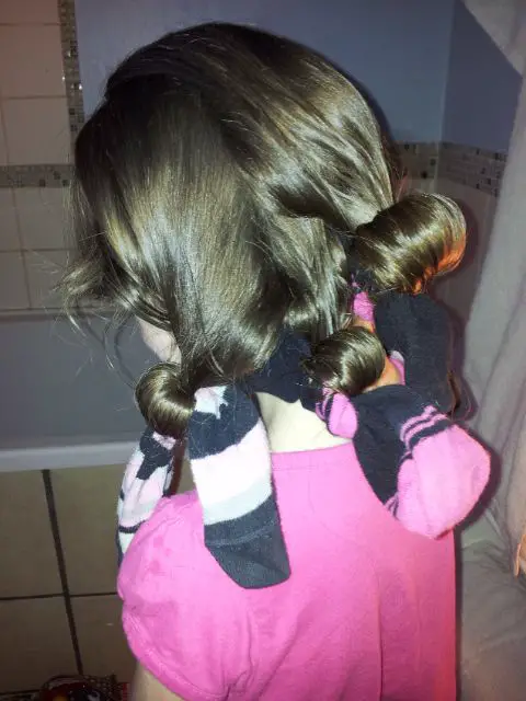 sock-curl-how-to-style-no-heat-curl-for-little-girls