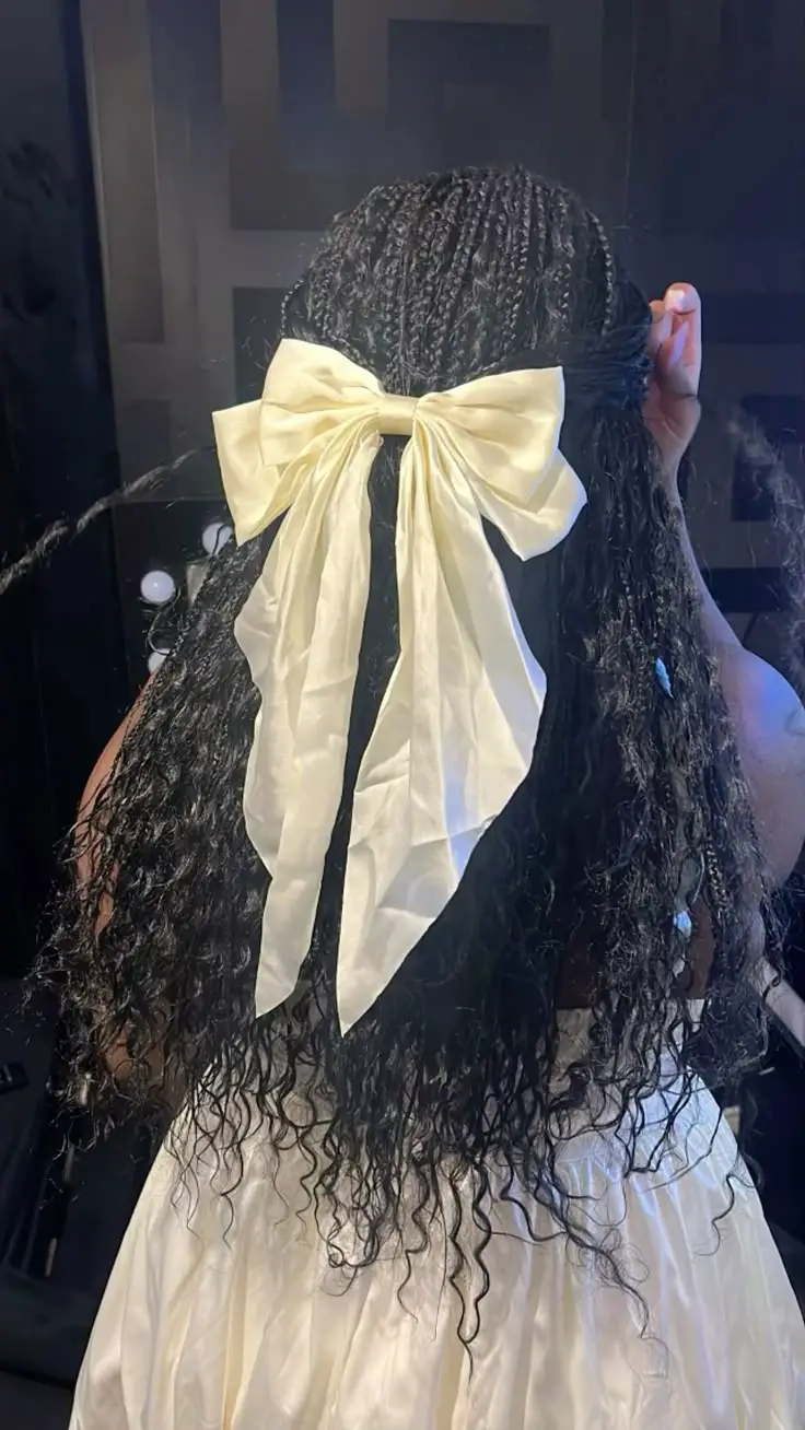 tine-braid-with-bow