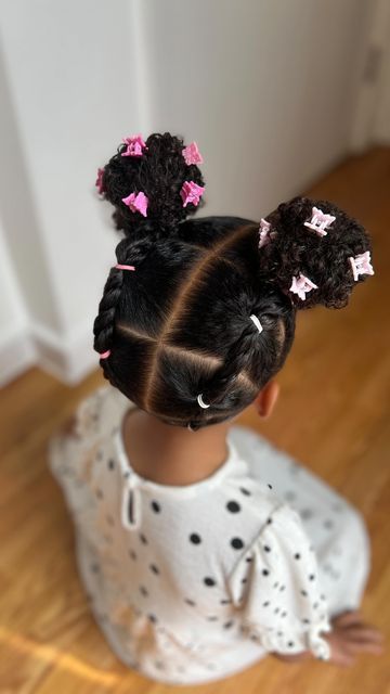 twisted-puff-with-bow-achieve-adorable-baby-hairstyle-with-bows