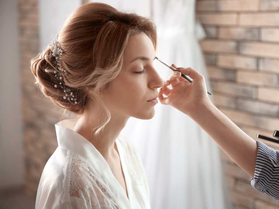 pineapple-hair-stunning-wedding-hairstyle-for-natural-hair