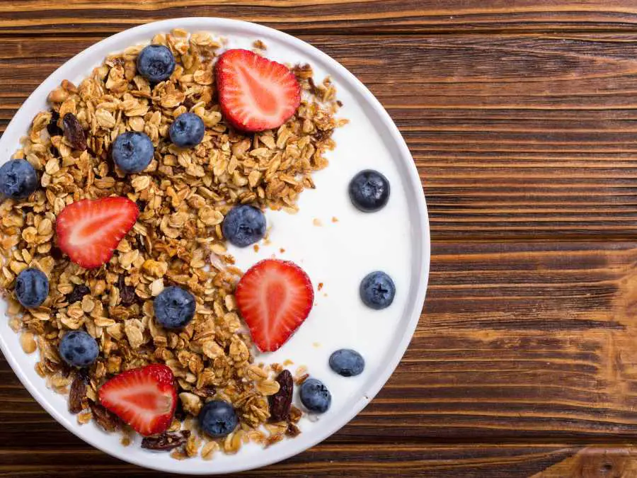 a-bowl-of-parfait-dinner