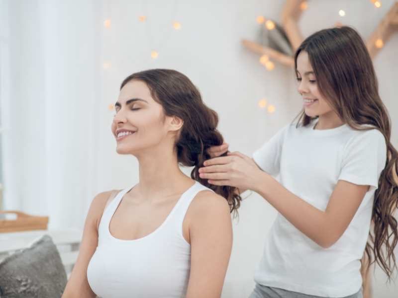 no-heat-hairstyles-for-moms-under-5-minutes