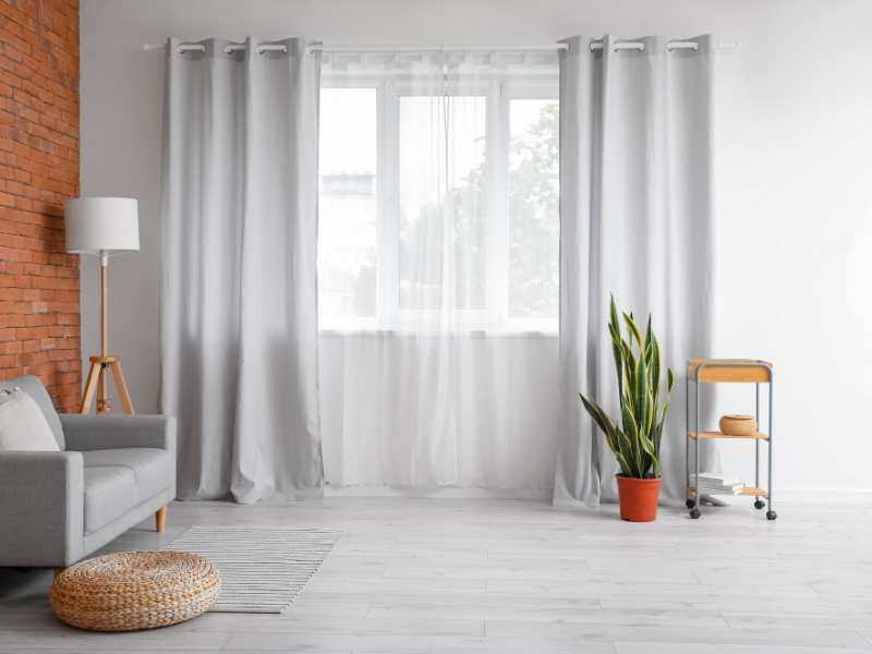 sheer-white-curtains-and-flowers