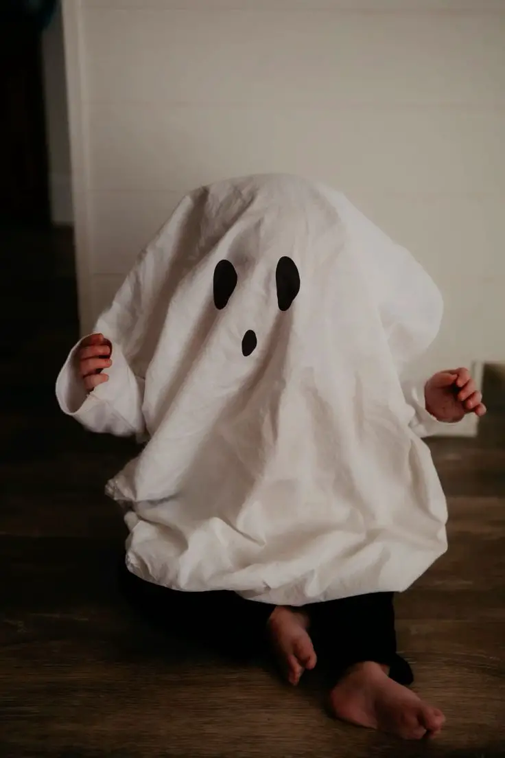 baby-ghost-diy-baby-halloween-costume-ideas