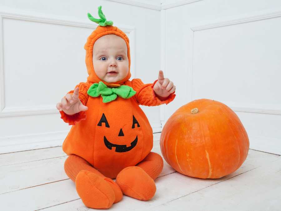 baby-pumpkin-diy-baby-halloween-costume-ideas