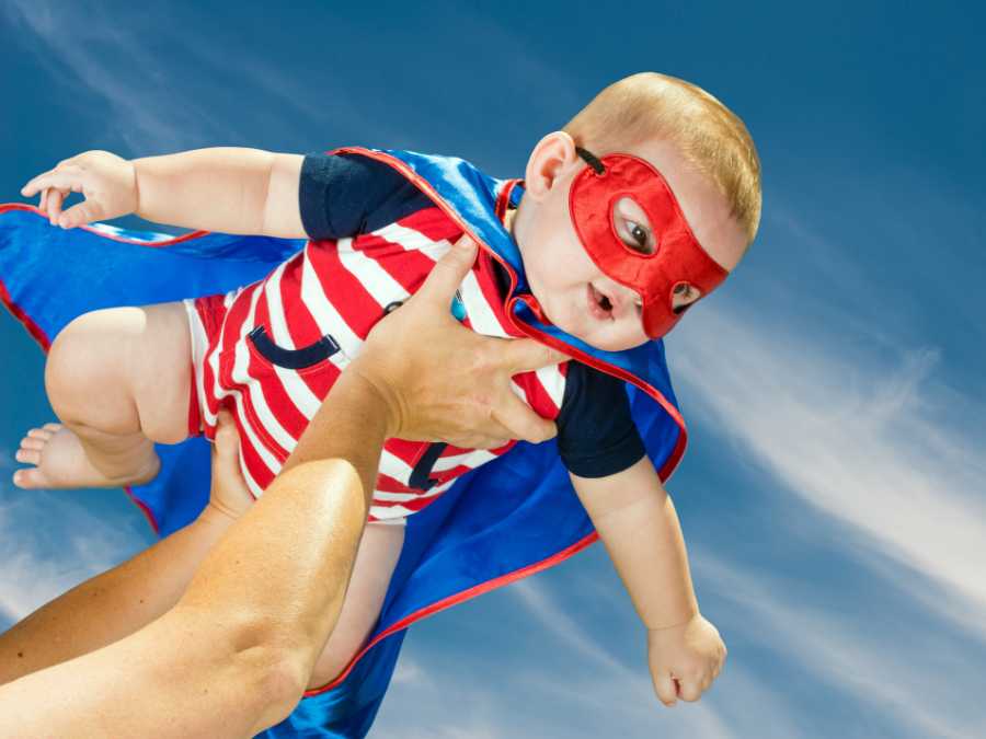 superhero-baby-costume-diy-baby-halloween-costume-ideas