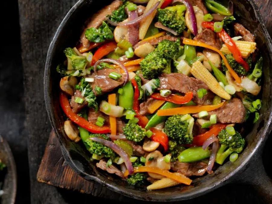 broccoli-beef-budget-friendly-quick-dinner-recipes