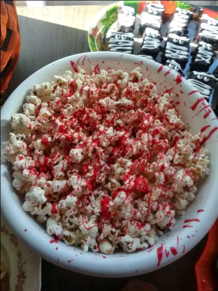 popcorn-with-blood