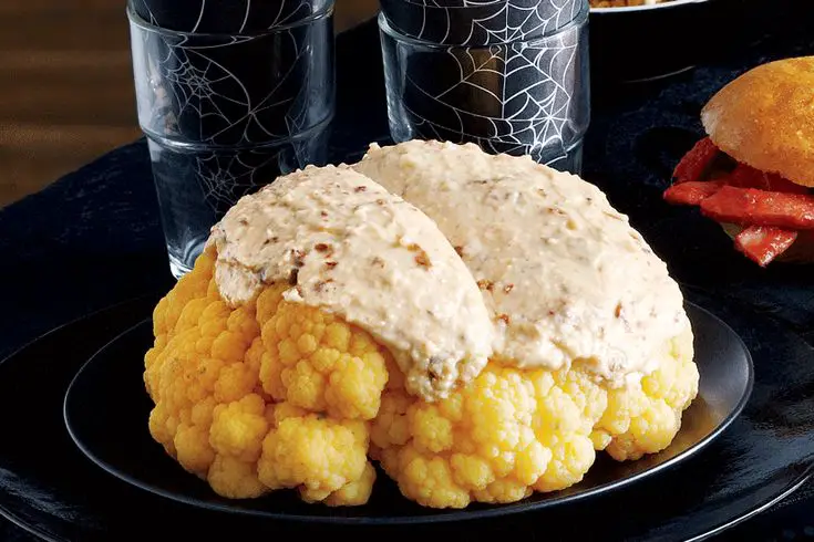 brain-dip-in-a-black-serving-plate