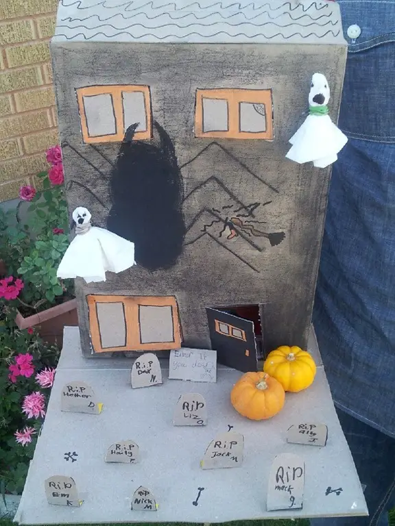 cereal haunted-house-peasy-halloween-craft-for-kids