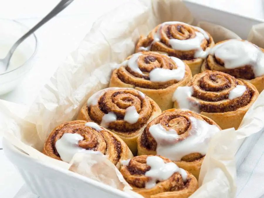 cinnamon-roll-must-try-homemade-dessert