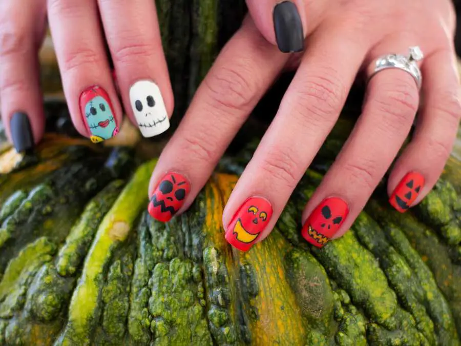 jack-o-lantern-nail