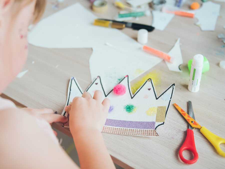 diy-paper-crown