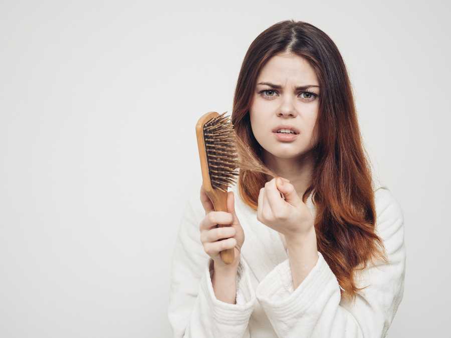 detangle-hair-gently-best-natural-hair-care-tip