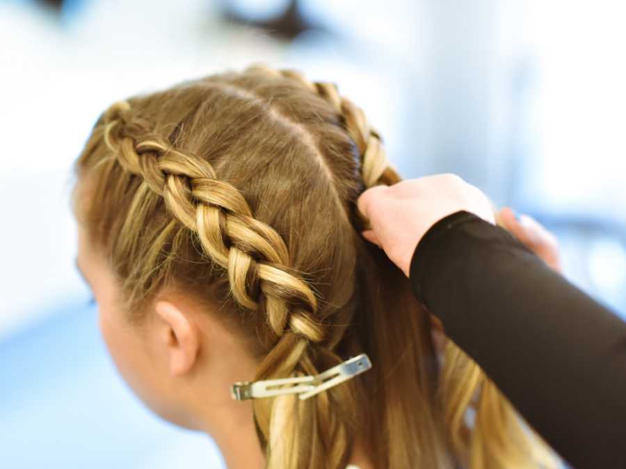 making-double-dutch-hairstyle-tutorials