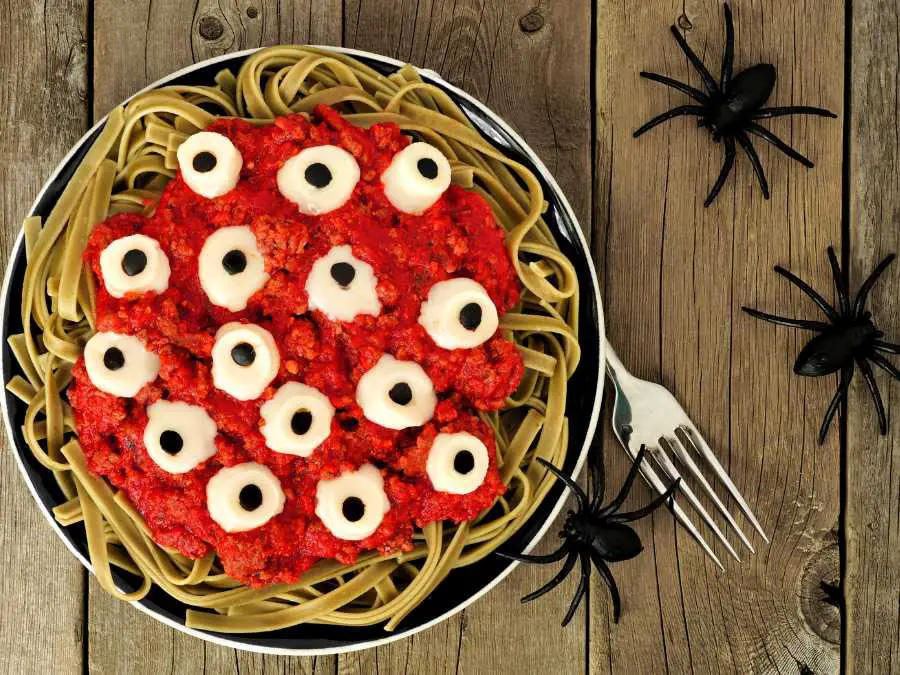 eye-ball-pasta-how-to-prepare-fang-tastic-halloween-recipe