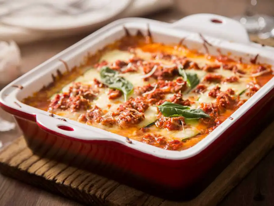 free-lasagna-in-a-baking-pan