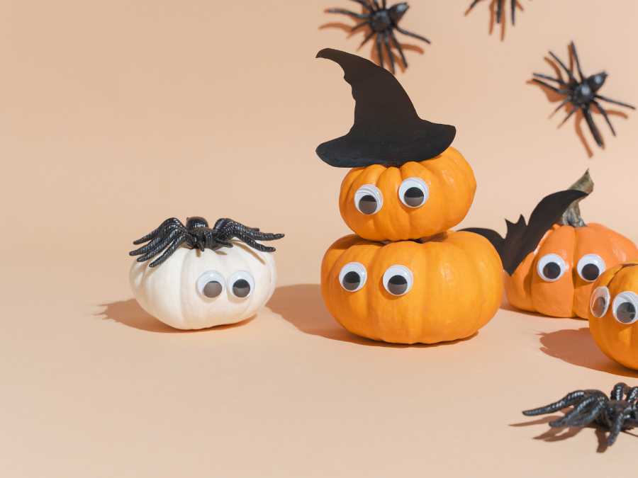googly-eyes-no-carve-pumpkin-ideas-for-kids