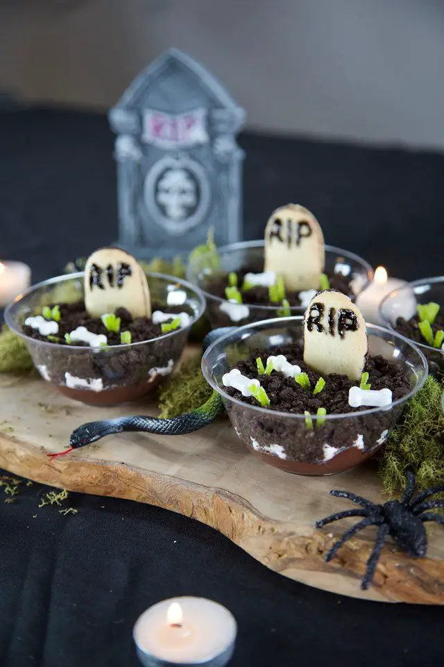 dirt-cup-how-to-prepare-fang-tastic-halloween-recipes