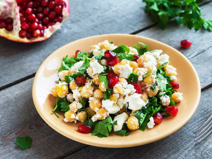 chickpea-salad-in-serving-plate-vegetarian-dinner-guard