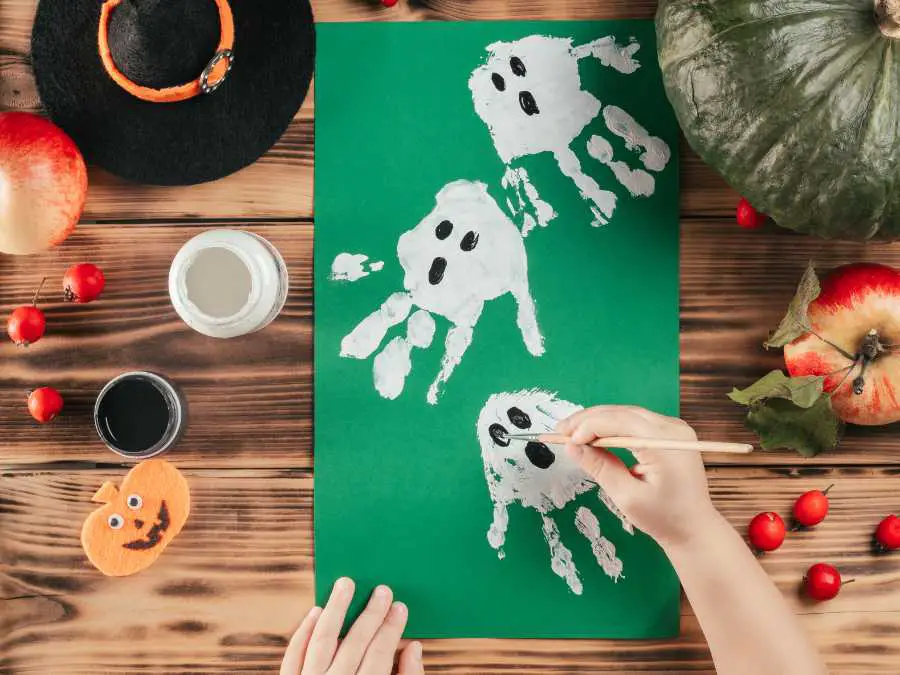 handprint-toddler-hand