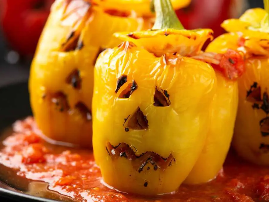 stuffed-pepper-ways-on-how-to-prepare-halloween-party-food
