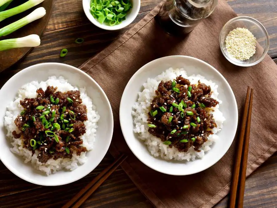 ground-beef-bowl-with-white-rice