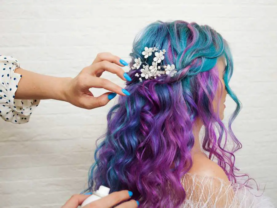 limiting-hair-coloring-hair-tip