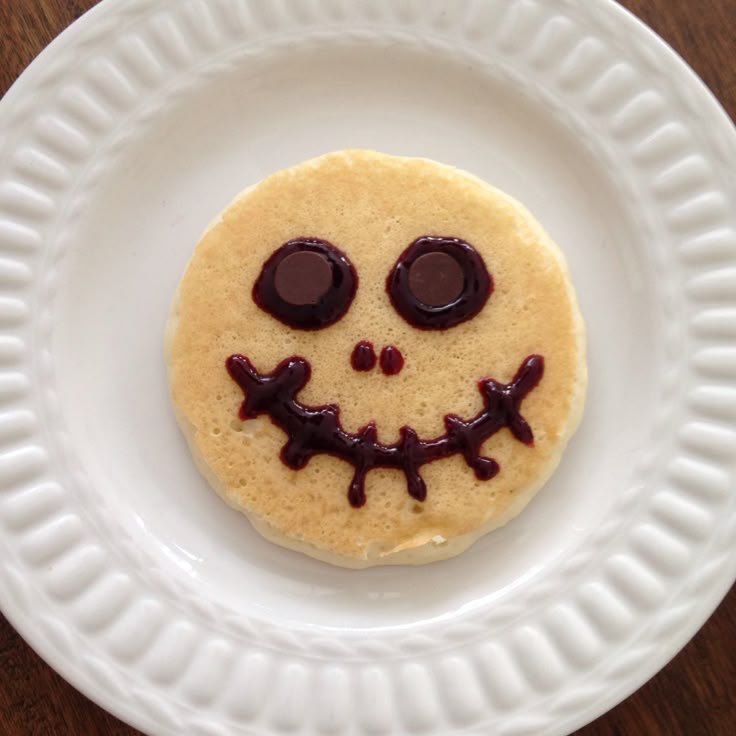 monster-pan-cake-themed-spooky-snacks-for-toddler