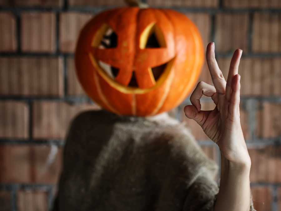 monster-face-no-carve-pumpkin-ideas-for-kids