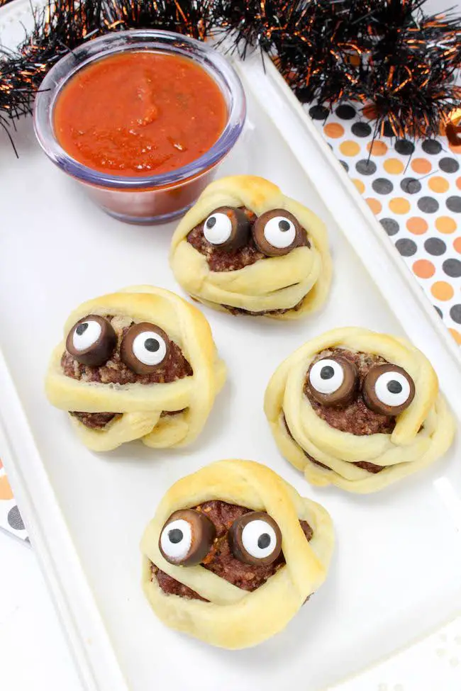 mummy-meatball-with-sauce