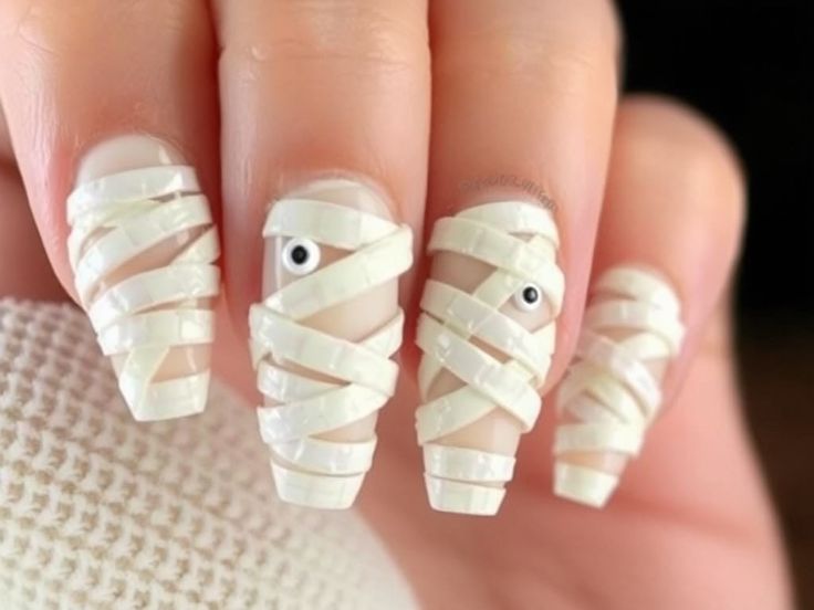 wrap-nail-chic-halloween-nail-designs