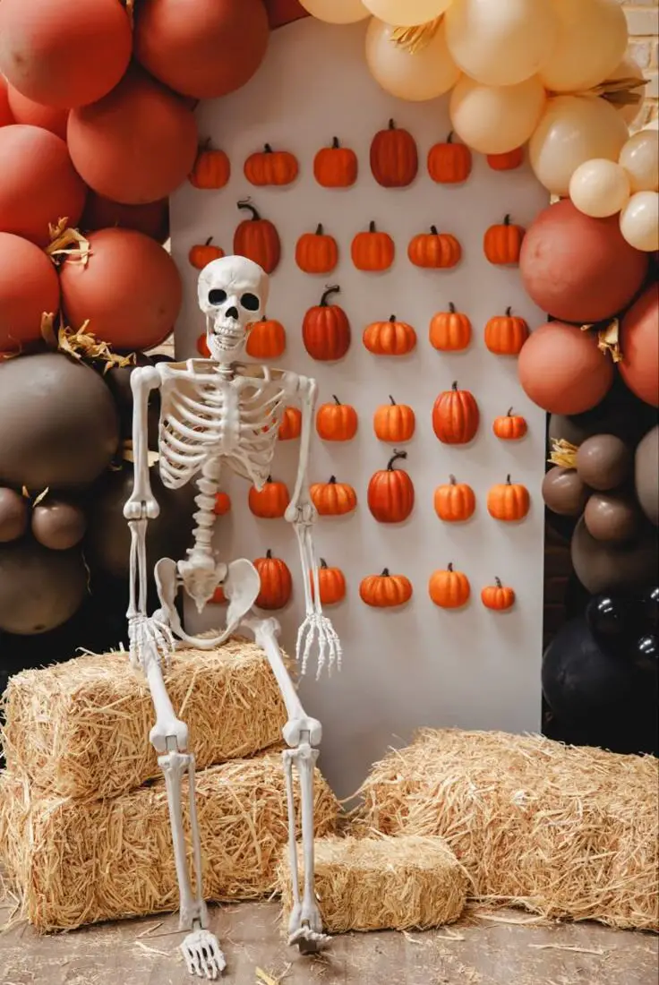 photo-booth-no-carve-pumpkin-ideas-for-kids