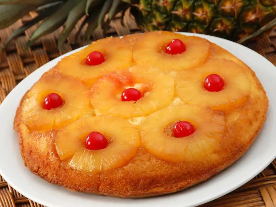 pineapple-upside-down-homemade-dessert
