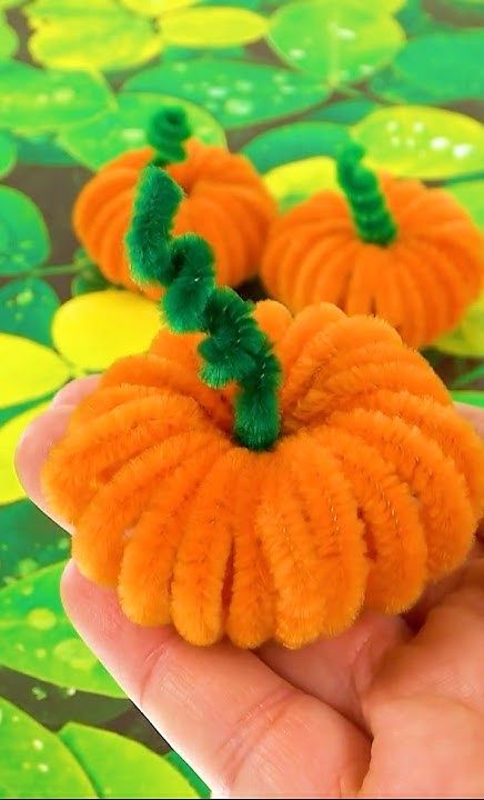 pipe-cleaning-pumpkin