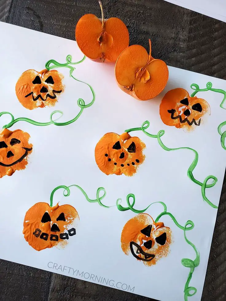 pumpkin-apple-stamp-halloween-craft-for-toddler