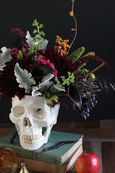 skull-center-piece