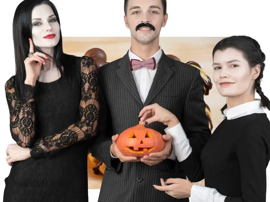 addams-family-halloween-costume-ideas