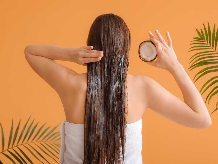 coconut-oil-for-gentle-romoval